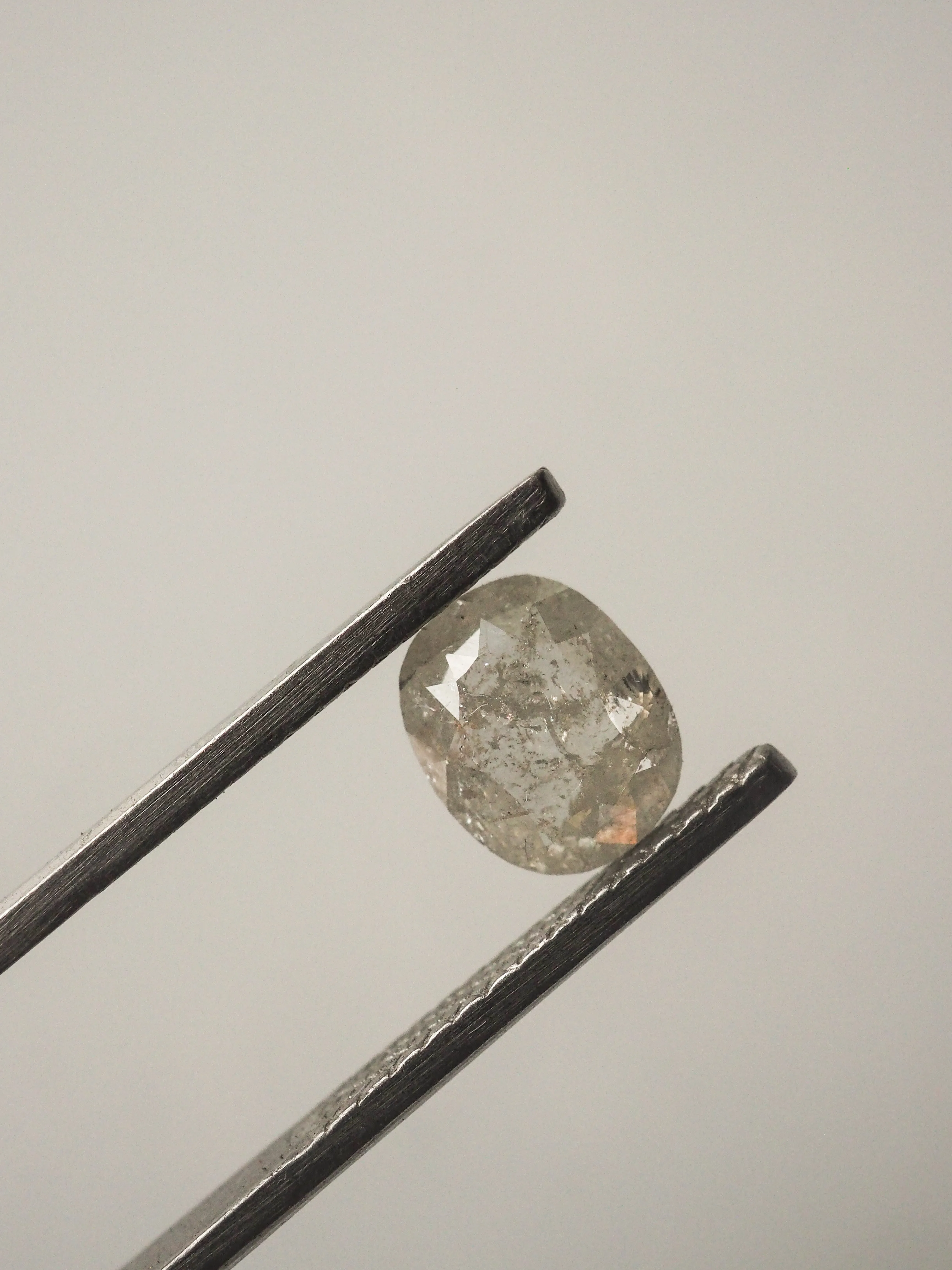 1.09 OVAL ROSE CUT DIAMOND