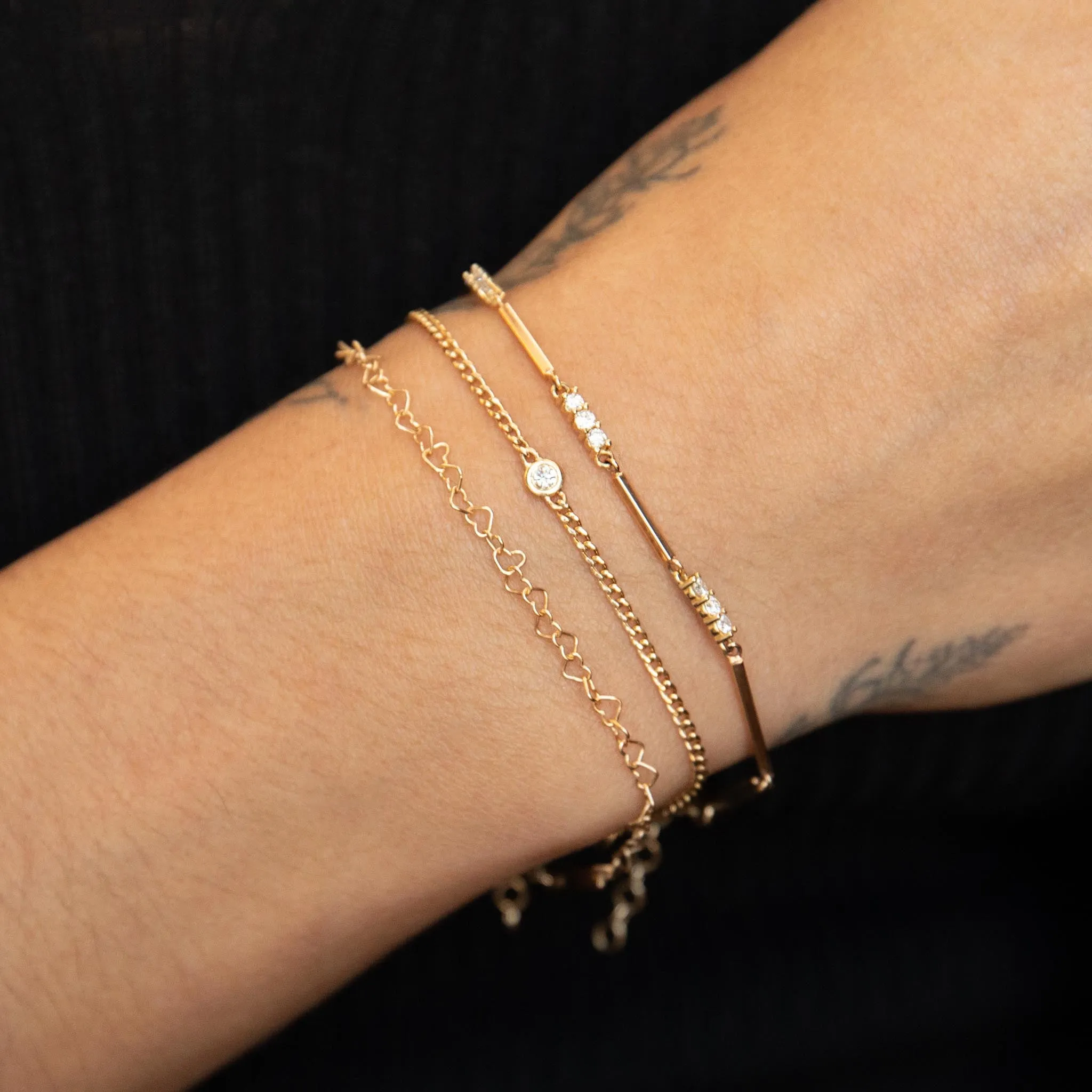 14k Extra Small Curb Chain Bracelet with Floating Diamond