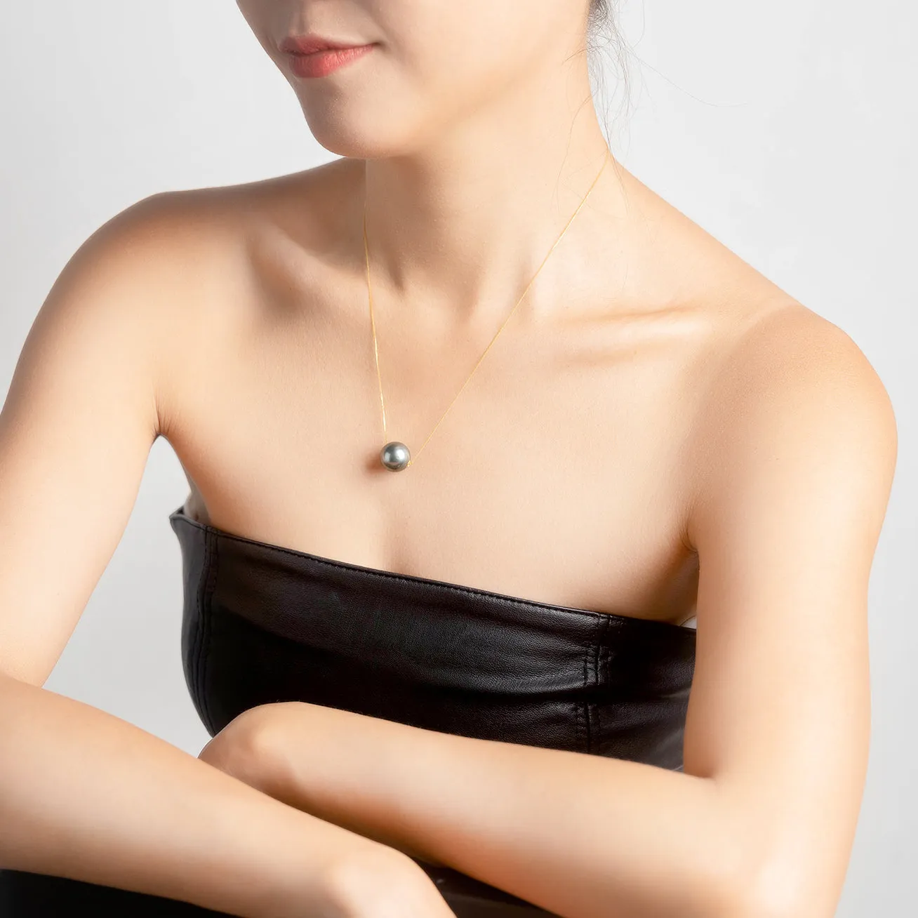 18K Tahitian Pearl Necklace KN00082