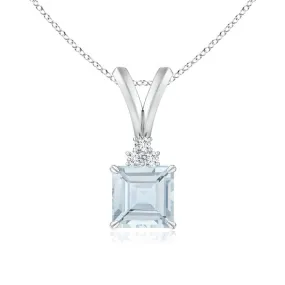 Aquamarine & Diamond Pendant