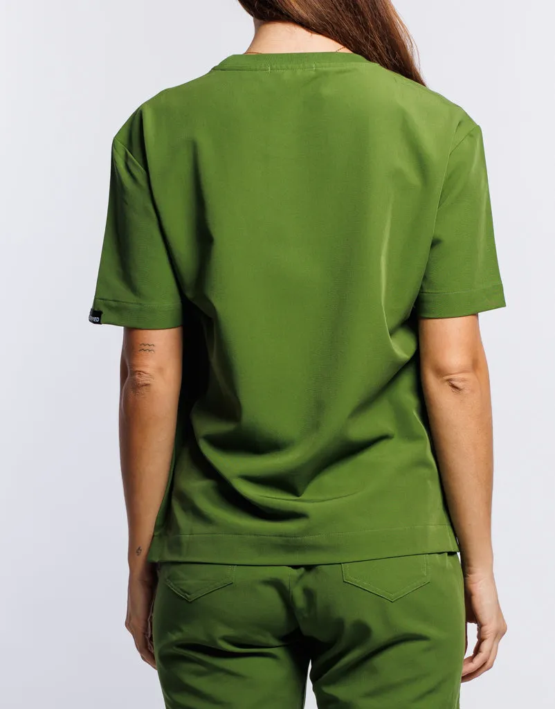 Essential Crewneck Scrub Top - Fern Green