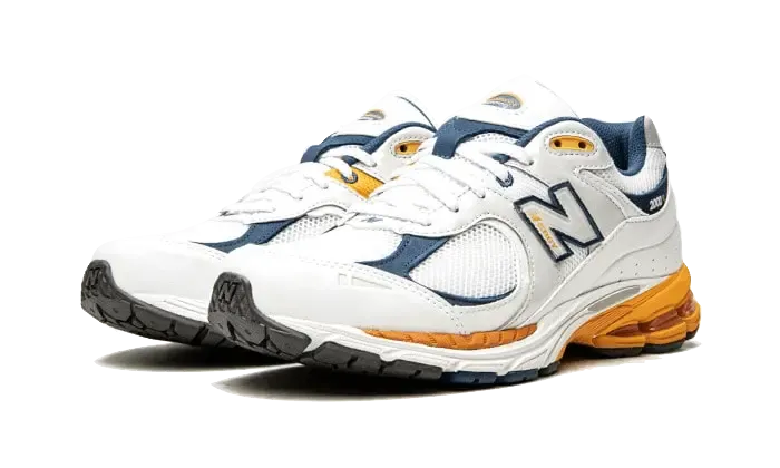 New Balance 2002R Bryant Giles