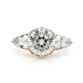 Round brilliant cut diamond ring